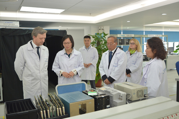 333���� - ��̬�ȵ������Ż�